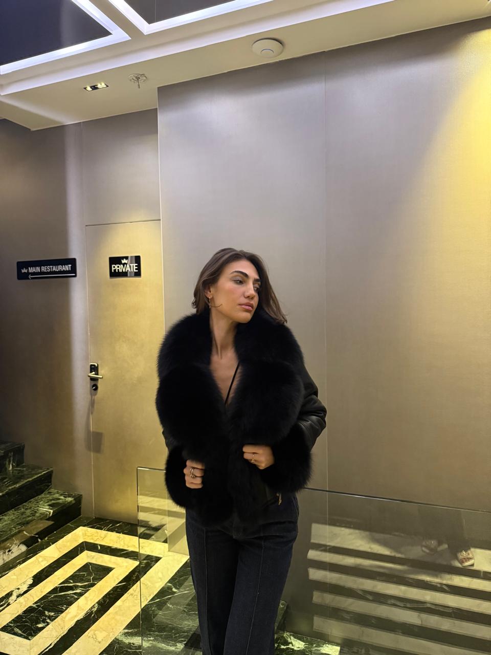 Leather fox black model