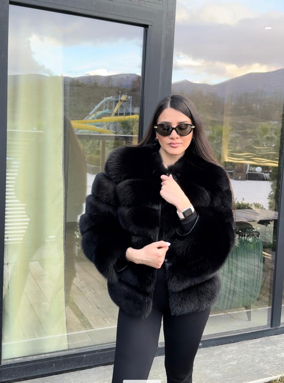 Repeat 2n1 black fox