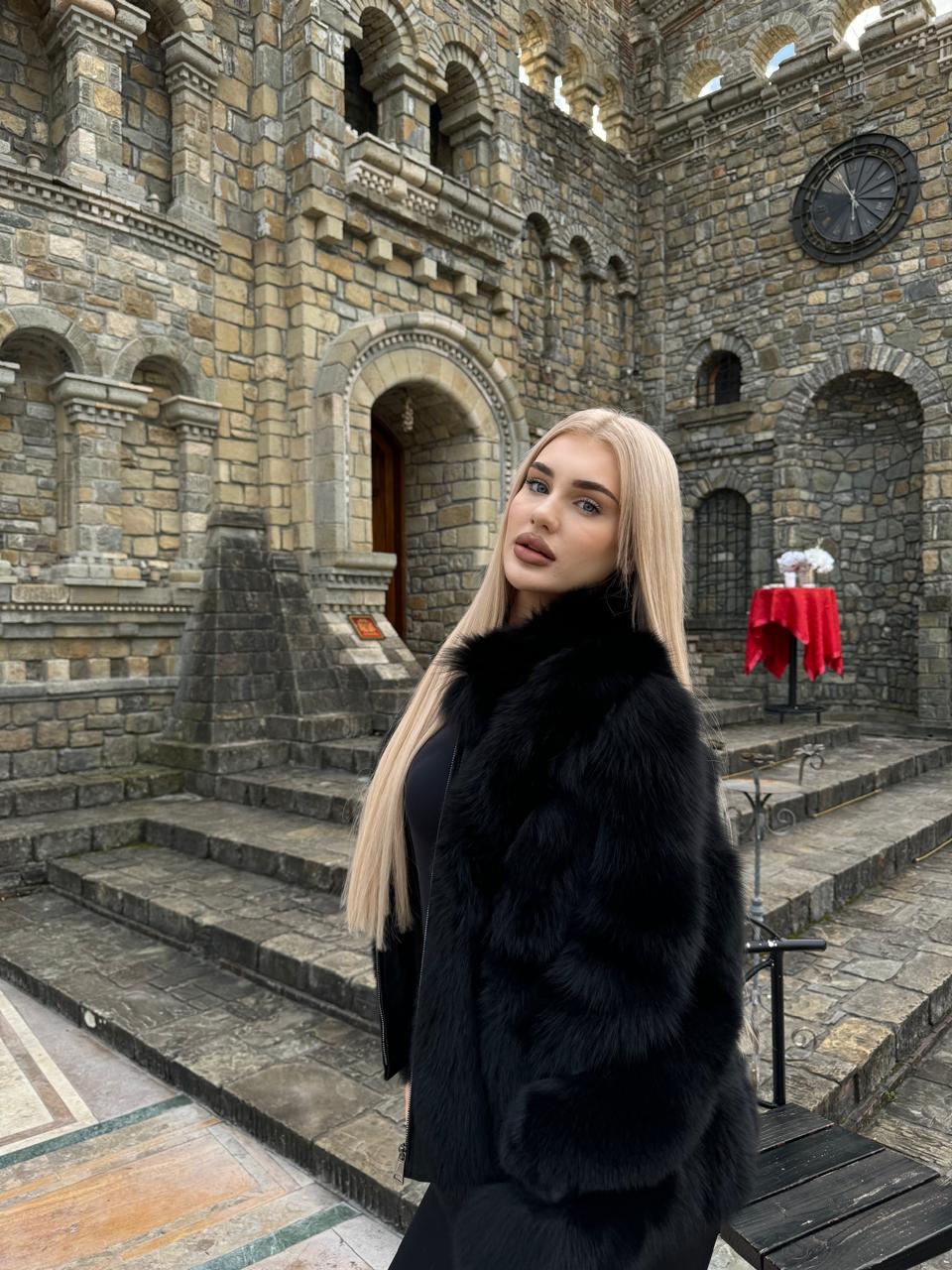 Black widow fox model