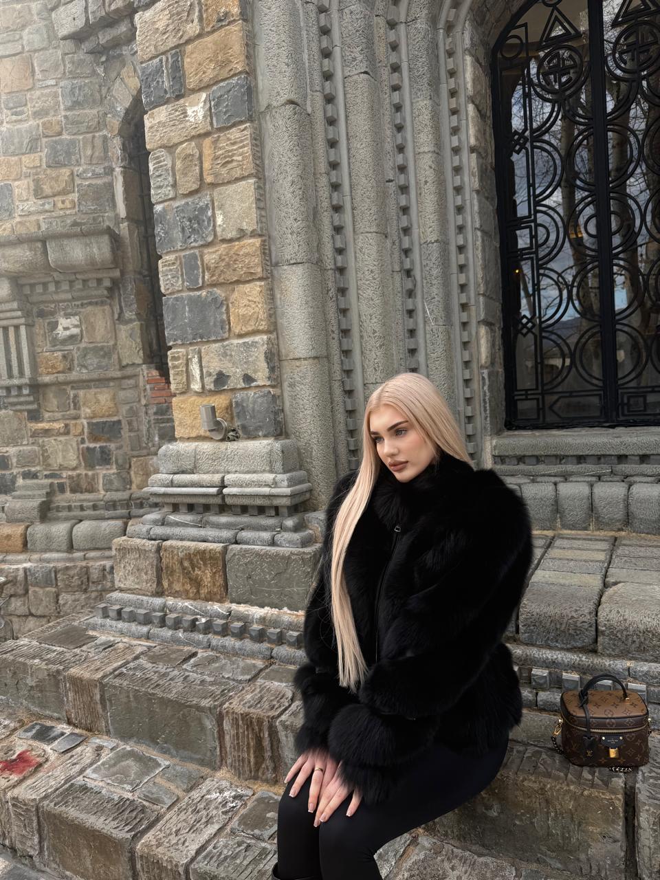 Black widow fox model