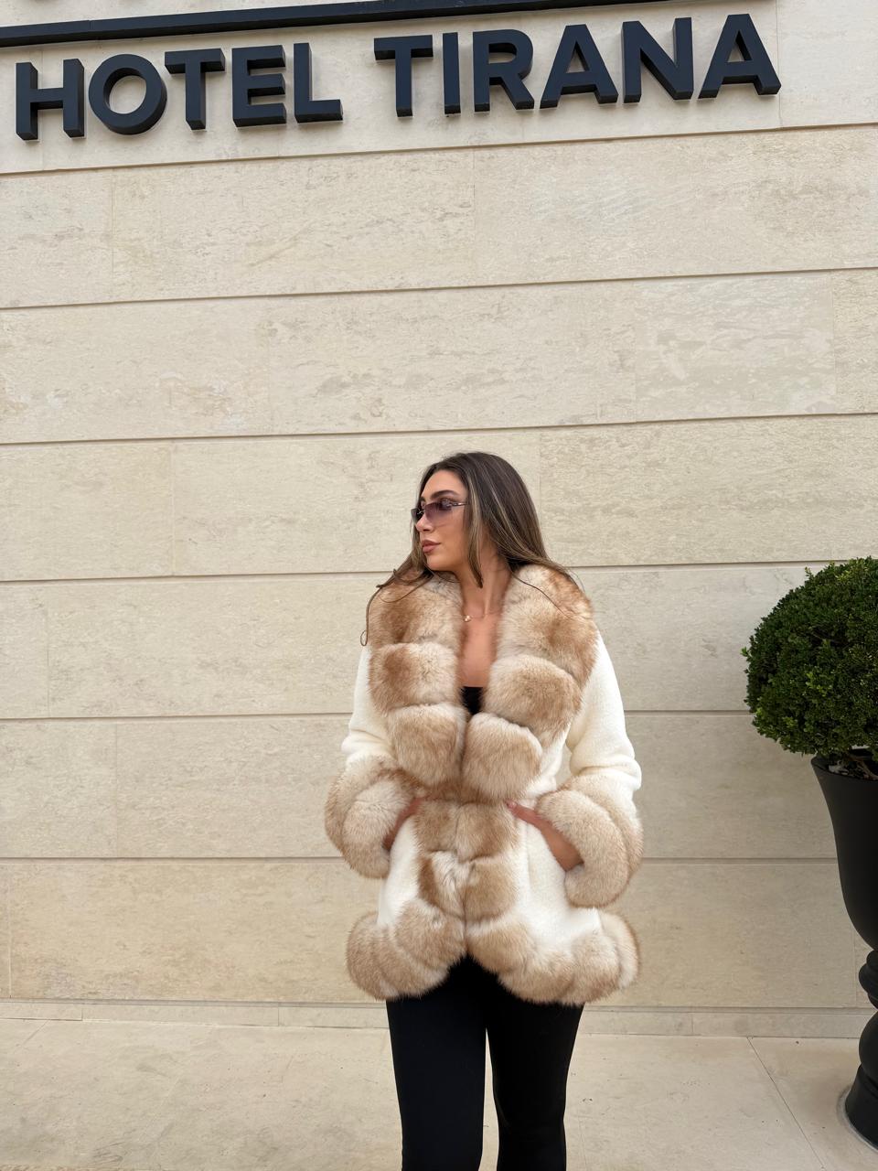 Alcantra short with fox