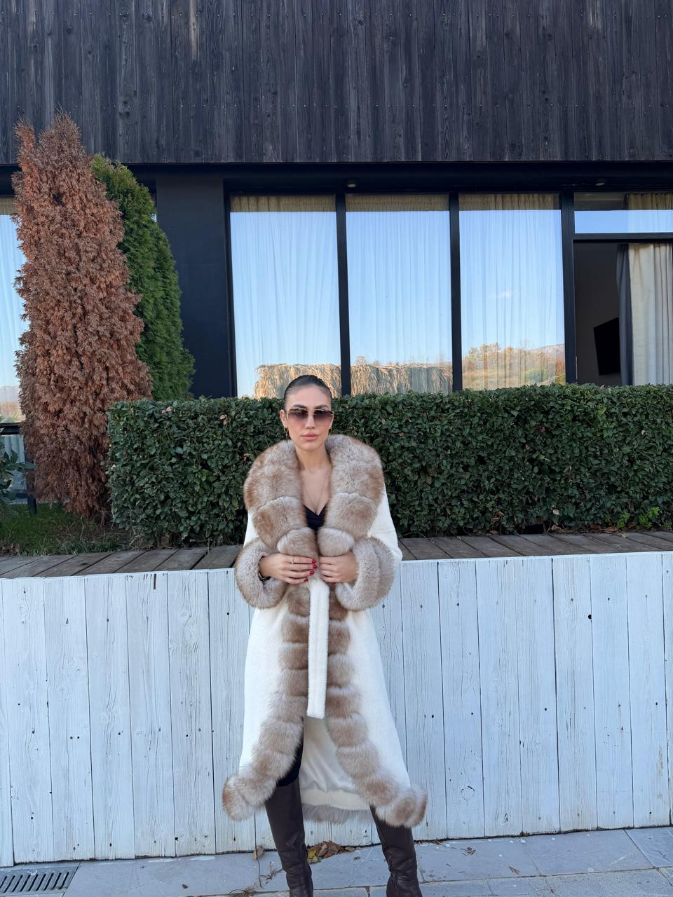 Long alcantra with fox